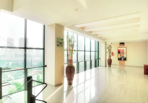 Avissa Suites Area Publik Photos