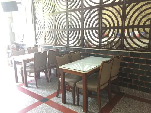 Hong Thien Ruby Hotel Restauration Photos