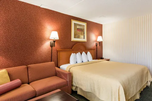 Quality Inn Near Joint Base Andrews-Washington Area Photos