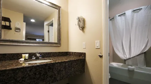 Best Western Woodland Hills Inn Photos