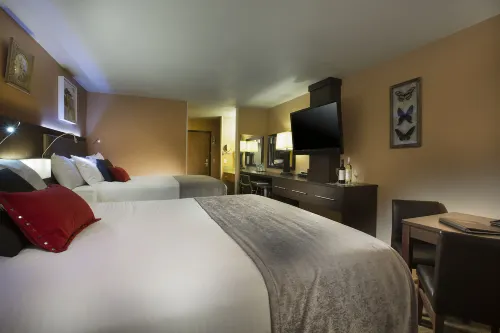 Prospector Hotel & Casino Photos