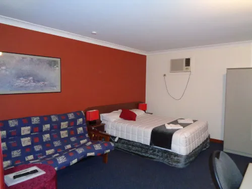 Parkway Motel Photos