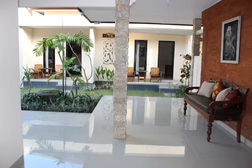 Blanjong Homestay Area Publik Photos