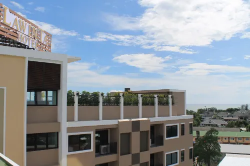 LawinTa Hotel Pattaya Featured Photos