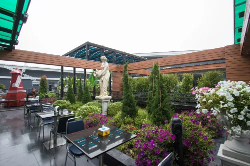 B Your Home Hotel Donmueang Airport Bangkok Ristorazione Photos