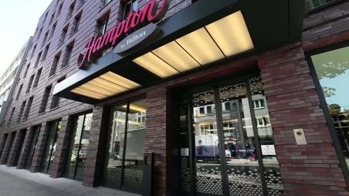 Hampton by Hilton Berlin City West Exterior Photos