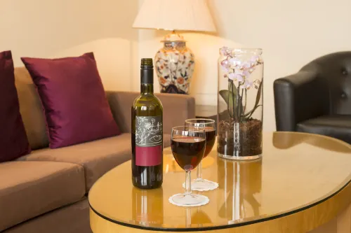 Copthorne Tara Hotel London Kensington Photos