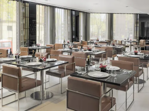 H10 London Waterloo Hotel Featured Photos