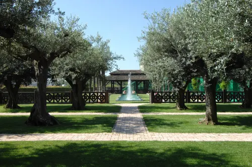 Royal Garden Assago Milano Esterni Photos