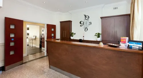 Crestfield Hotel Featured Photos