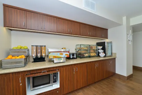 Inn at the Cove Dining Photos