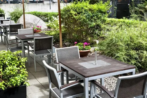 NH Berlin City Ost Dining Photos