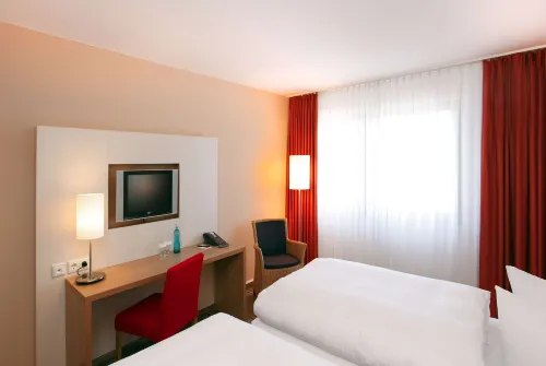 H+ Hotel Bochum Kamar Photos