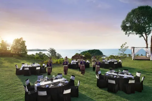 Angsana Bintan Makanan Photos