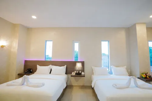De'Tonga Hotel Photos