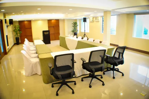 Fersal Hotel Kalayaan Business Photos