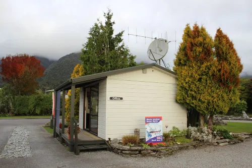 Lake Matheson Motel Esterni Photos