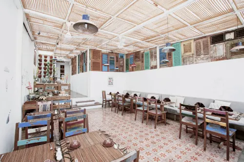 Adhisthana Hotel Makanan Photos