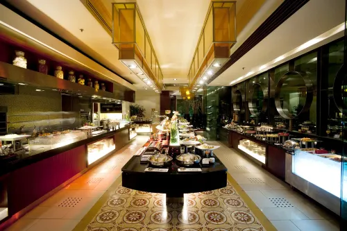 Equatorial Ho Chi Minh City Restauration Photos