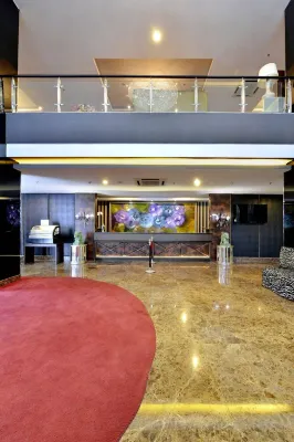Amaroossa Cosmo Jakarta Area Publik Photos