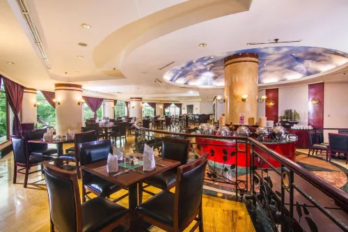 Grand Candi Hotel Dining Photos
