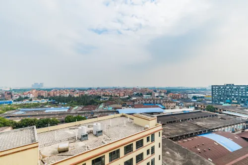 Vienna Hotel (Foshan Lecong Furniture City) Near Hotel Photos