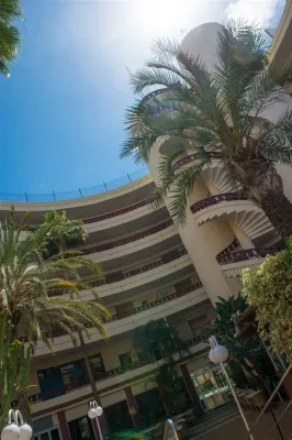 HL Rondo Hotel Exterior Photos