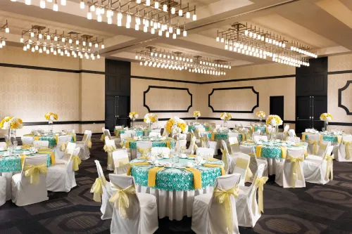 Sheraton Gateway Los Angeles Hotel Business Facilities Photos