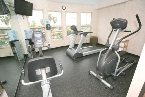 Holiday Inn Express San Diego South - Chula Vista Leisure & Recreation Photos