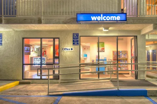 Motel 6 Mammoth Lakes, CA À proximité de l'hôtel Photos