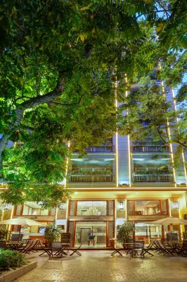 Conifer Boutique Hotel Exterior Photos