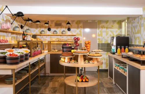 Leonardo Boutique Hotel Rome Termini Restauration Photos