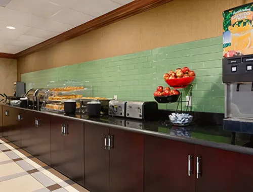 Ramada by Wyndham Rochelle Park Near Paramus Dining Photos