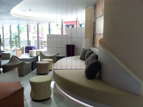 Pattaya Discovery Beach Hotel Espaces publics Photos