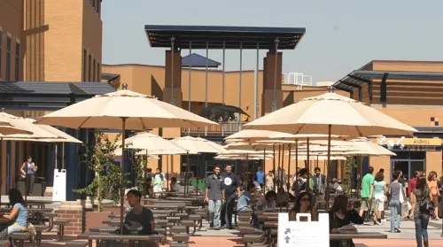 Hilton Garden Inn Irvine East/Lake Forest Ristorazione Photos