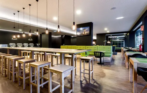 Neat Hotel Avenida Restauration Photos