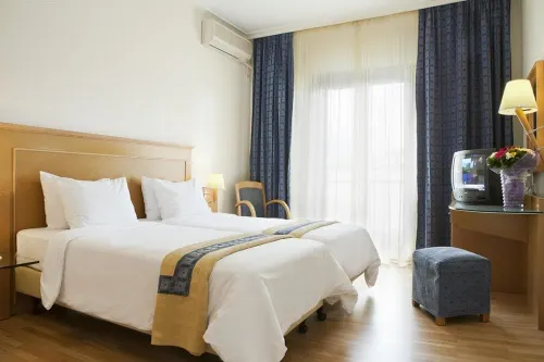 Plaka Hotel Rooms Photos