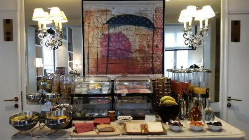 Hôtel du Bois Champs-Elysées Dining Photos