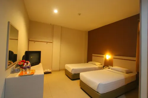 Lovina Inn Penuin Hotel Photos