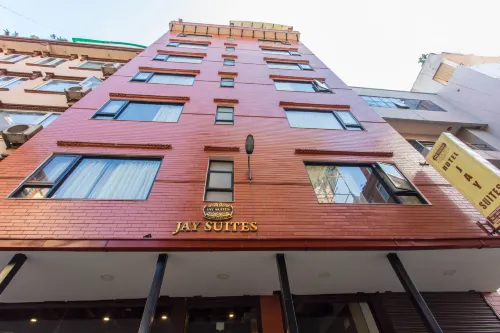 Hotel Jay Suites Außen Photos