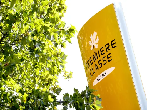 Première Classe Photos