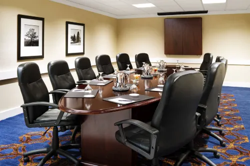 Sheraton Milwaukee Brookfield Hotel Business Facilities Photos