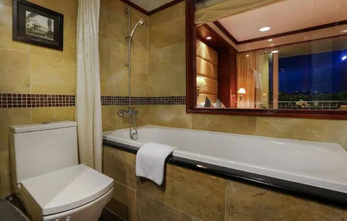Conifer Boutique Hotel Rooms Photos
