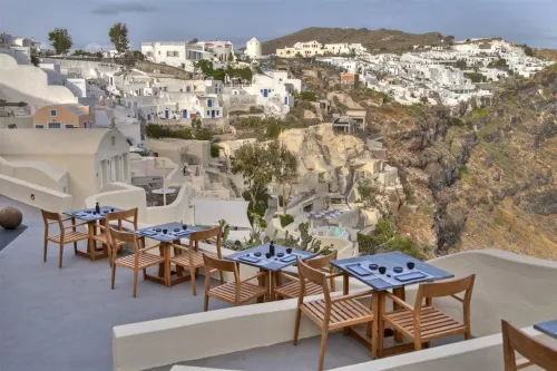 Mystique, a Luxury Collection Hotel, Santorini Restauration Photos