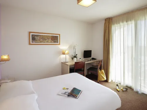 Aparthotel Adagio Access Avignon Rooms Photos