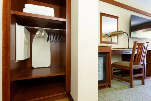 Disney's Grand Californian Hotel & Spa Номера Photos