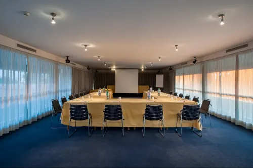 Hotel HR Business Photos