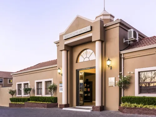 Mercure Johannesburg Bedfordview Hotel Featured Photos