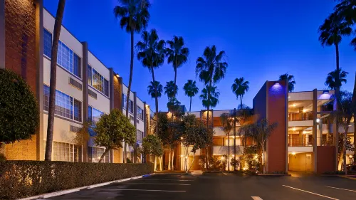 Best Western Plus Carriage Inn Featured Photos
