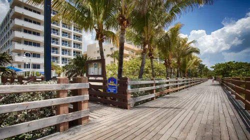 Best Western Plus Atlantic Beach Resort Exterior Photos